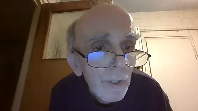 Snapshot of mariusica1@xh chatting on April 11, 2026, 9:52 pm mariusica1xh online show from April 11, 2026, 9:52 pm