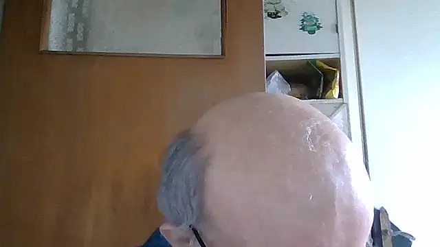 Snapshot of mariusica1@xh chatting on April 17, 2026, 2:53 pm mariusica1xh online show from April 17, 2026, 2:53 pm