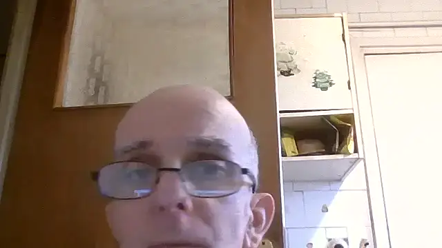 Snapshot of mariusica1@xh chatting on June 25, 2026, 5:17 pm mariusica1xh online show from June 25, 2026, 5:17 pm