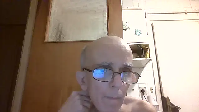 Snapshot of mariusica1@xh chatting on July 16, 2026, 6:25 pm mariusica1xh online show from July 16, 2026, 6:25 pm