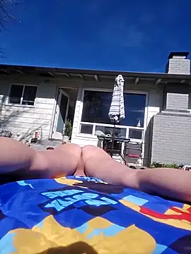 Snapshot of instant_play chatting on February 27, 2026, 9:15 pm instant play online show from February 27, 2026, 9:15 pm