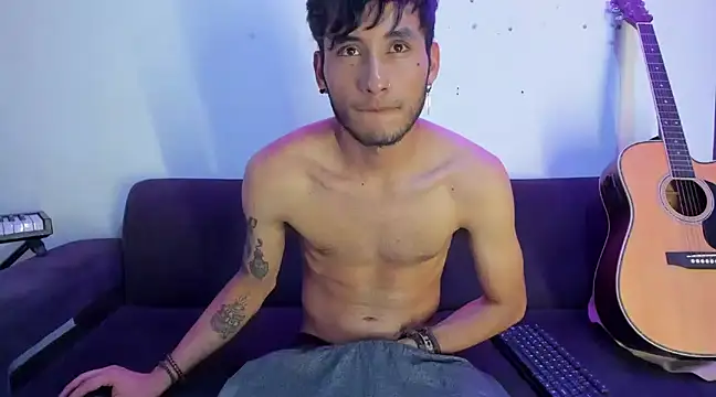 Henrikk senn online show from December 10, 2024, 3:12 pm