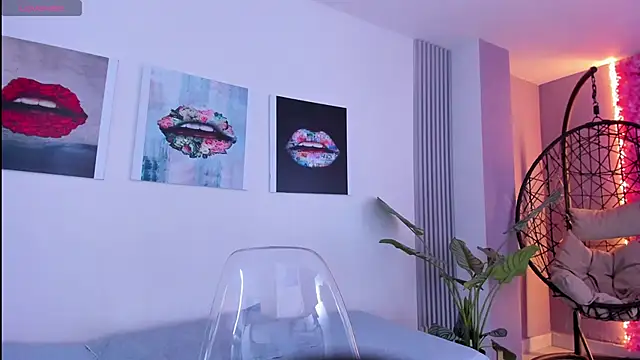 Angela donnato online show from November 9, 2025, 3:49 am