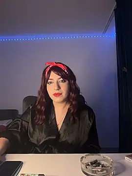 NiicoleNova online show from November 20, 2025, 11:15 pm