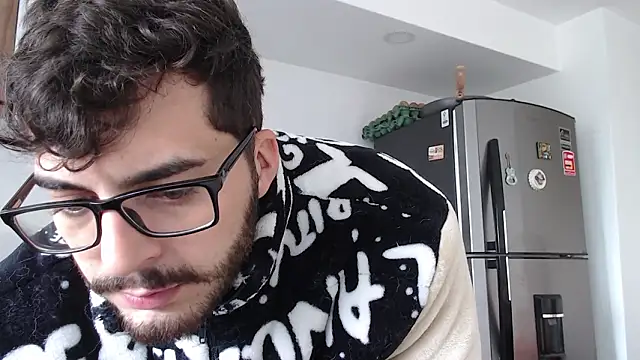 Snapshot of thomas_gun chatting on January 31, 2026, 7:56 pm thomas gun online show from January 31, 2026, 7:56 pm