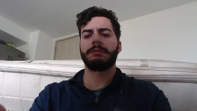 Snapshot of thomas_gun chatting on February 5, 2026, 4:22 pm thomas gun online show from February 5, 2026, 4:22 pm