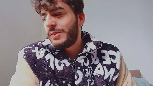 thomas gun online show from April 3, 2026, 1:53 pm