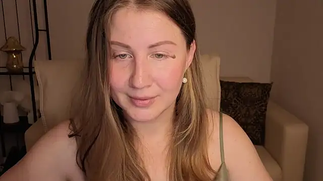 Snapshot of Helens_love chatting on September 18, 2025, 1:18 am Helens love online show from September 18, 2025, 1:18 am