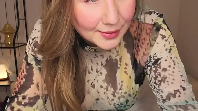 Helens love online show from April 17, 2026, 2:25 am