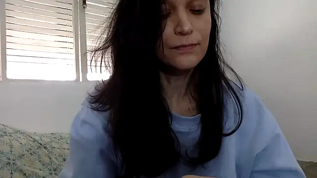 beatrizspbr online show from March 11, 2026, 12:44 pm