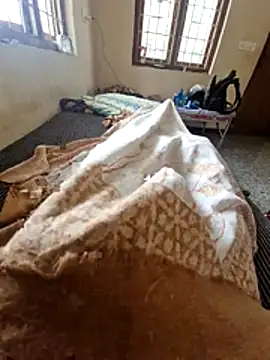 Yours daddy6728 online show from February 18, 2026, 7:59 am