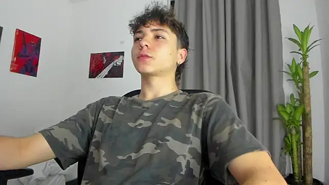 Joe23   online show from November 13, 2025, 2:32 am