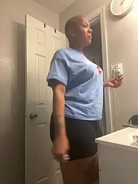 Snapshot of SexyHoneyRedd chatting on July 26, 2026, 6:04 pm SexyHoneyRedd online show from July 26, 2026, 6:04 pm