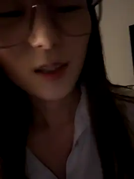 Sweet-Angel999 online show from November 26, 2025, 3:13 pm