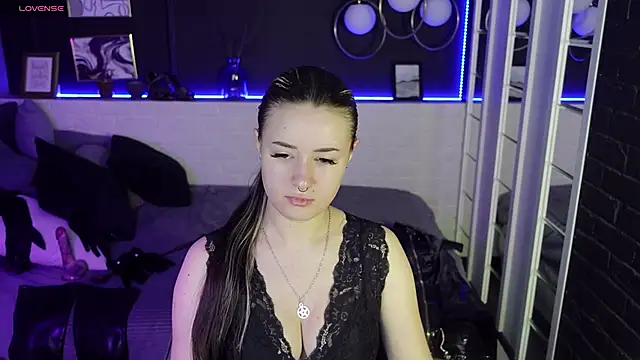 Lily Moonlight online show from February 20, 2025, 7:34 am