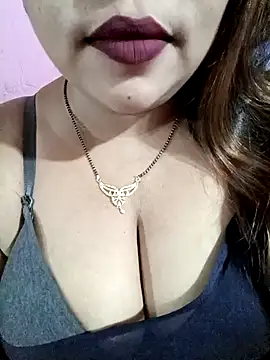 Beautyy38 online show from December 25, 2024, 2:57 am