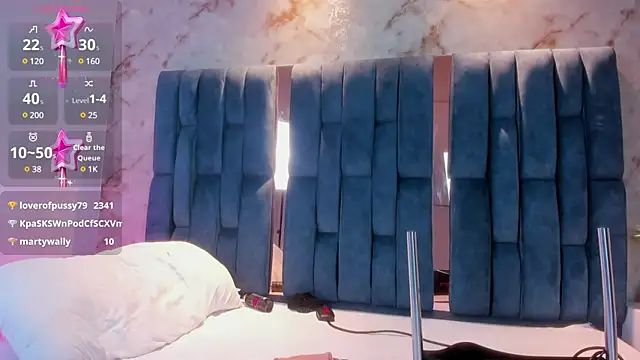 Snapshot of RoseTaylor__ chatting on January 16, 2025, 8:43 am RoseTaylor online show from January 16, 2025, 8:43 am