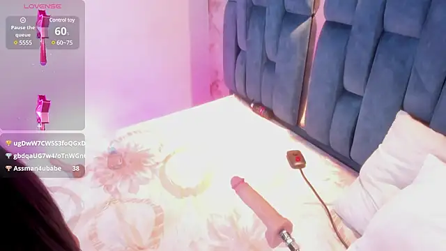 Snapshot of RoseTaylor__ chatting on January 21, 2025, 9:13 am RoseTaylor online show from January 21, 2025, 9:13 am