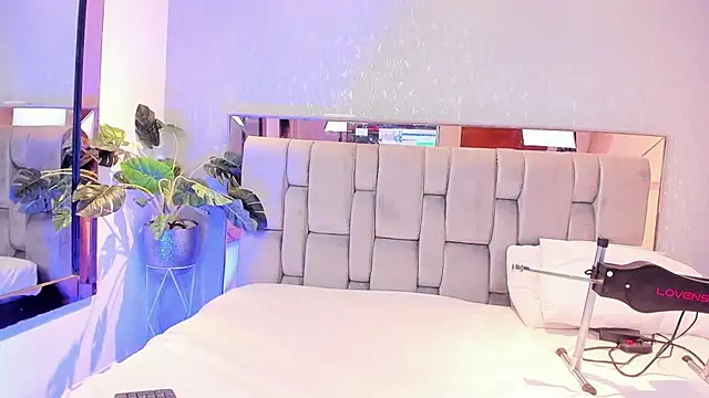 Snapshot of RoseTaylor__ chatting on January 10, 2026, 4:58 am RoseTaylor online show from January 10, 2026, 4:58 am