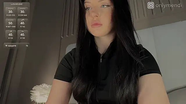 MENNDI online show from October 15, 2025, 10:04 am