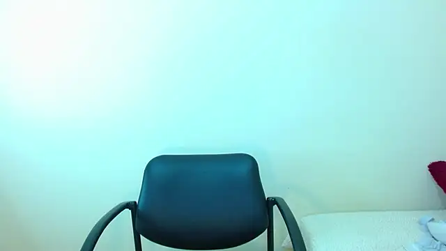 Snapshot of JessicaRabbit04 chatting on October 15, 2025, 6:52 pm JessicaRabbit04 online show from October 15, 2025, 6:52 pm