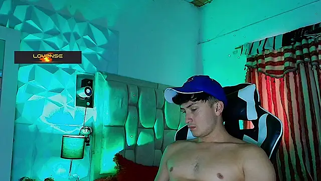 santyago taylor online show from March 12, 2025, 7:28 pm