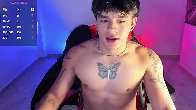 LuciferM Star online show from November 21, 2025, 1:37 am