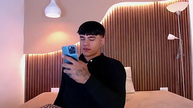 LuciferM Star online show from February 10, 2026, 4:16 am