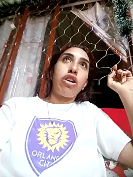 ifeelverywet andhot online show from December 10, 2024, 8:49 pm