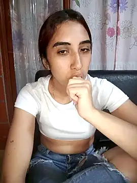 ifeelverywet andhot online show from January 30, 2025, 7:15 pm