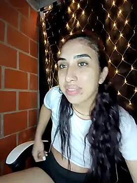 ifeelverywet andhot online show from November 1, 2025, 4:14 am