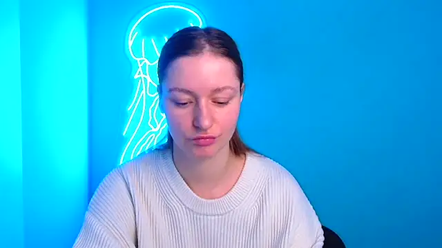 Snapshot of Fantasy_July chatting on December 6, 2024, 9:54 am Fantasy July online show from December 6, 2024, 9:54 am