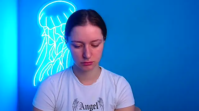 Snapshot of Fantasy_July chatting on December 10, 2024, 9:44 am Fantasy July online show from December 10, 2024, 9:44 am