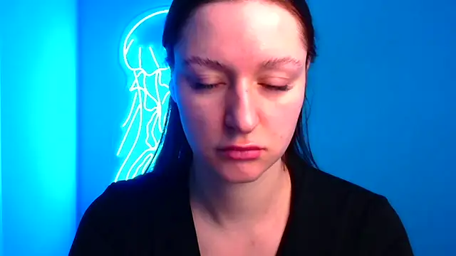 Snapshot of Fantasy_July chatting on December 13, 2024, 9:35 am Fantasy July online show from December 13, 2024, 9:35 am