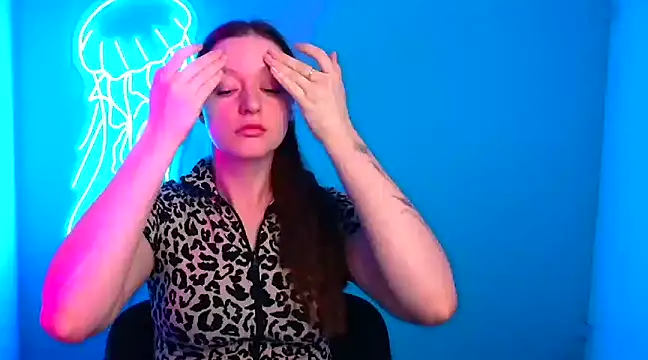 Snapshot of Fantasy_July chatting on December 18, 2024, 10:19 am Fantasy July online show from December 18, 2024, 10:19 am