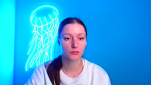 Snapshot of Fantasy_July chatting on December 19, 2024, 1:18 pm Fantasy July online show from December 19, 2024, 1:18 pm