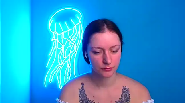 Snapshot of Fantasy_July chatting on December 24, 2024, 10:11 am Fantasy July online show from December 24, 2024, 10:11 am