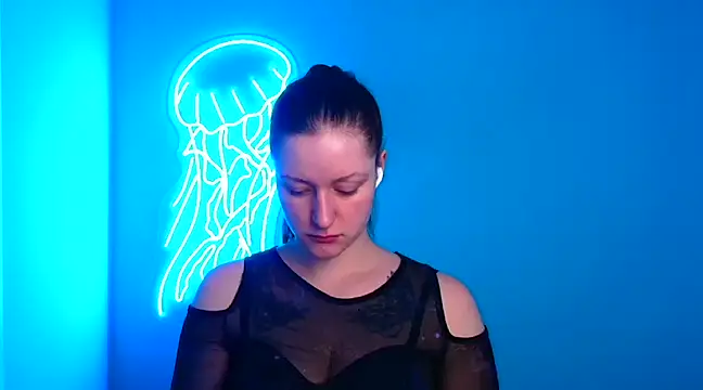 Snapshot of Fantasy_July chatting on January 10, 2025, 12:47 pm Fantasy July online show from January 10, 2025, 12:47 pm