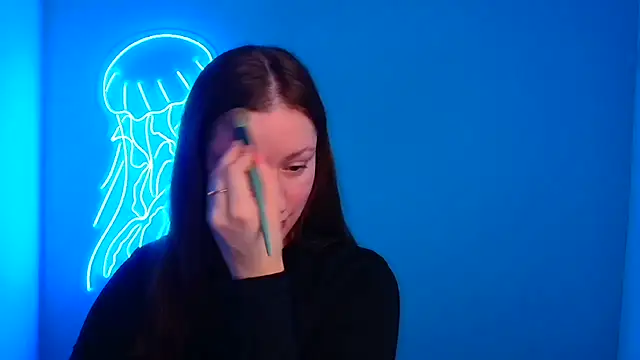 Snapshot of Fantasy_July chatting on January 11, 2025, 6:35 am Fantasy July online show from January 11, 2025, 6:35 am