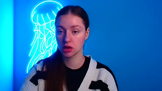 Snapshot of Fantasy_July chatting on January 23, 2025, 6:49 am Fantasy July online show from January 23, 2025, 6:49 am