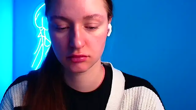 Snapshot of Fantasy_July chatting on January 23, 2025, 10:43 am Fantasy July online show from January 23, 2025, 10:43 am