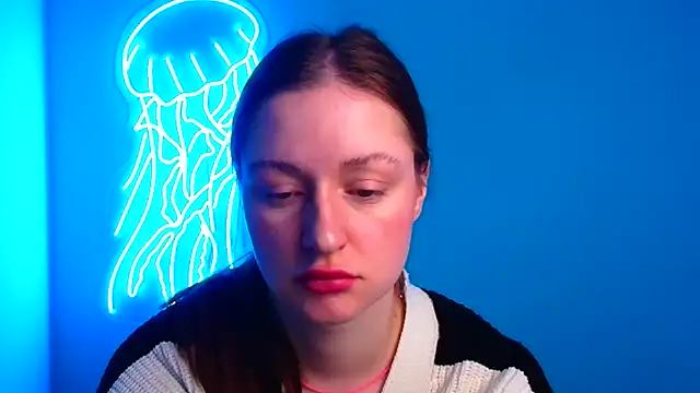 Snapshot of Fantasy_July chatting on January 28, 2025, 9:30 am Fantasy July online show from January 28, 2025, 9:30 am