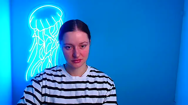 Snapshot of Fantasy_July chatting on January 29, 2025, 6:54 am Fantasy July online show from January 29, 2025, 6:54 am