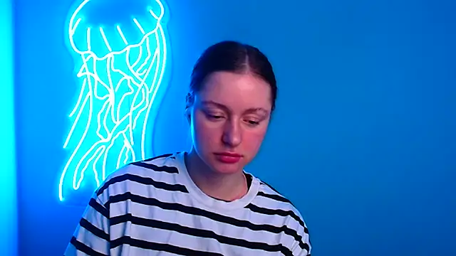 Snapshot of Fantasy_July chatting on January 29, 2025, 12:56 pm Fantasy July online show from January 29, 2025, 12:56 pm