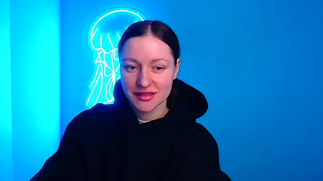 Snapshot of Fantasy_July chatting on February 24, 2025, 6:38 am Fantasy July online show from February 24, 2025, 6:38 am