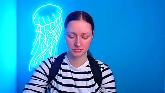 Snapshot of Fantasy_July chatting on February 24, 2025, 9:43 am Fantasy July online show from February 24, 2025, 9:43 am