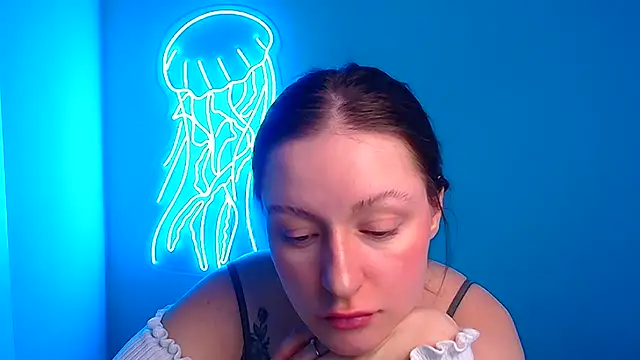 Snapshot of Fantasy_July chatting on February 27, 2025, 10:04 am Fantasy July online show from February 27, 2025, 10:04 am