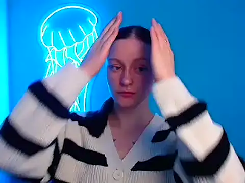 Snapshot of Fantasy_July chatting on February 28, 2025, 3:48 pm Fantasy July online show from February 28, 2025, 3:48 pm