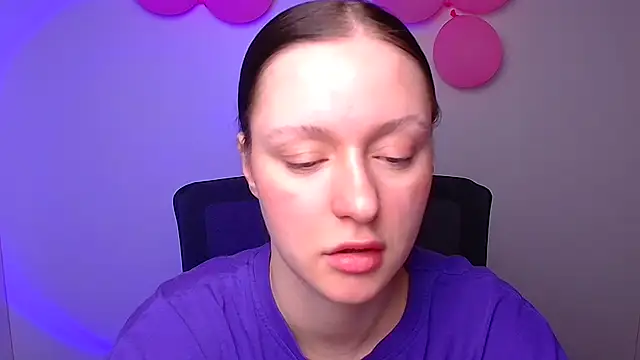 Snapshot of Fantasy_July chatting on March 5, 2025, 9:49 am Fantasy July online show from March 5, 2025, 9:49 am