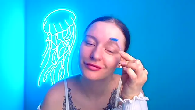 Snapshot of Fantasy_July chatting on March 14, 2025, 6:42 am Fantasy July online show from March 14, 2025, 6:42 am